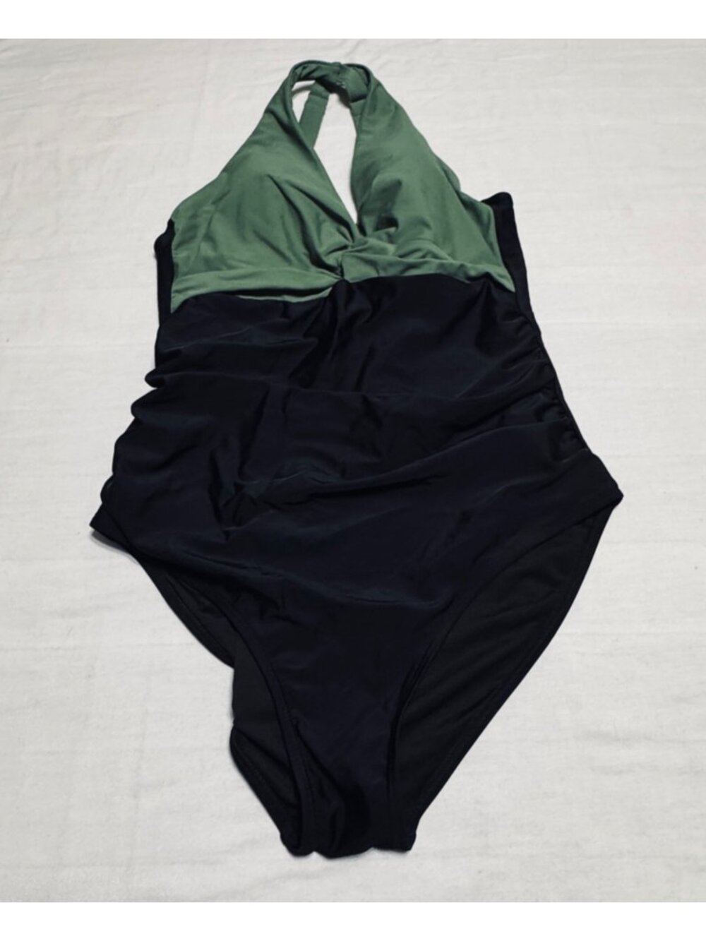 New Aqua Eve Womens Two-Tone Green & Black Halter One-Piece Swimsuit Size L